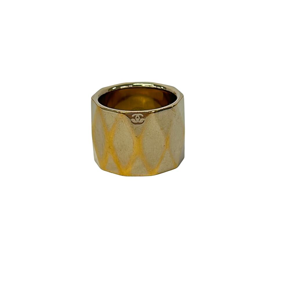 Chanel Ring